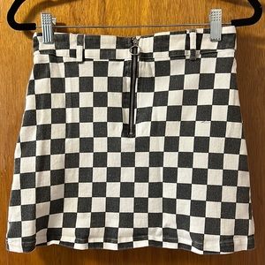 Black and white checkered mini skirt, size medium, brand M.N.I Los Angeles